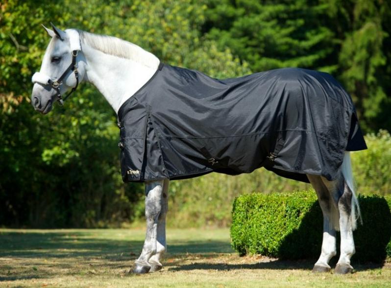Couverture imperméable thérapeutique Back On Track pour Chevaux